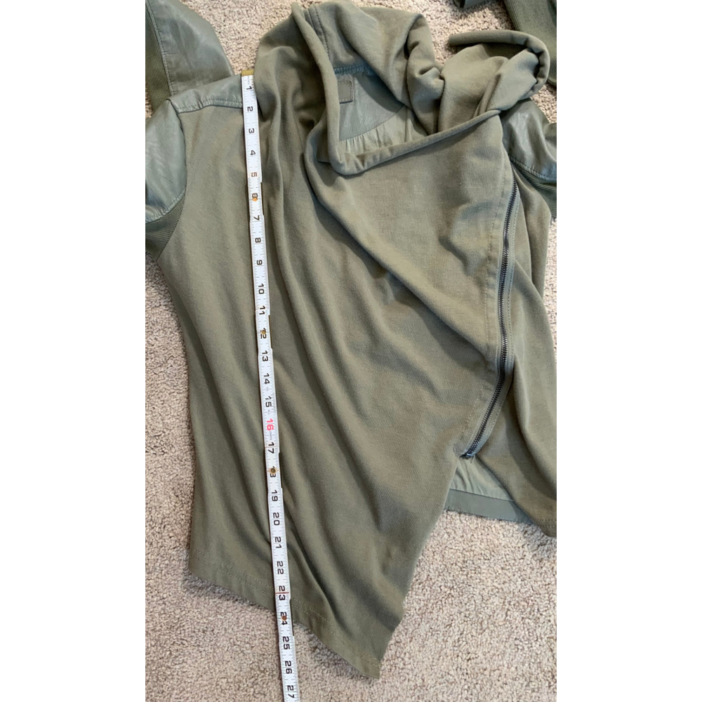 Blank NYC Women's Jacket Sz Sm Green Asymmetrical Zipper Cowl Neck Faux Leather - Picture 7 of 13